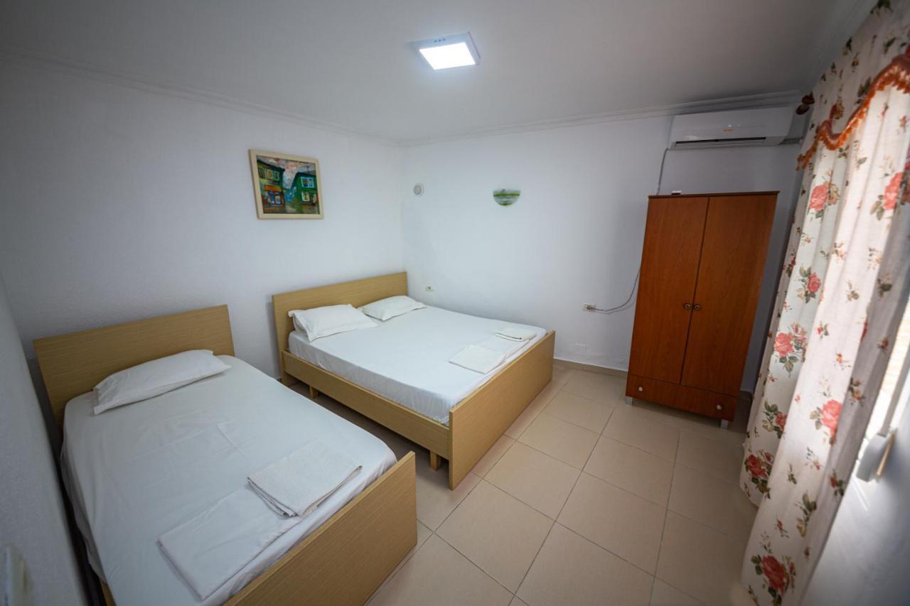 Himara Apartments ภายนอก รูปภาพ