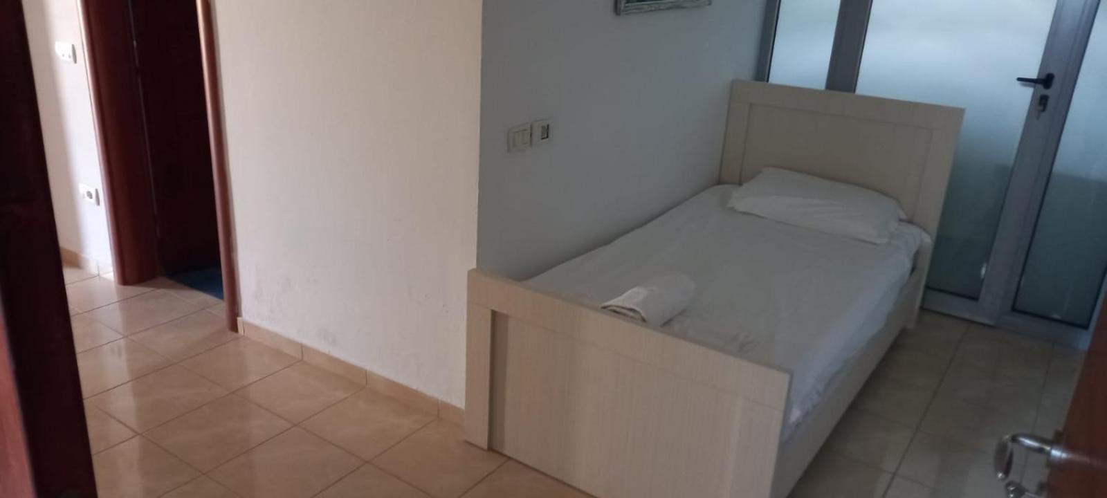 Himara Apartments ภายนอก รูปภาพ